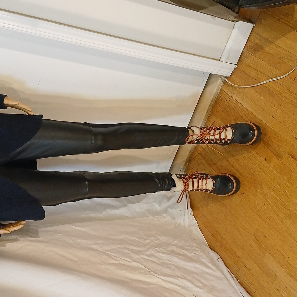Stunning Marc Fisher Black Leather And 100% Shearling Booties - Picture 10 of 16